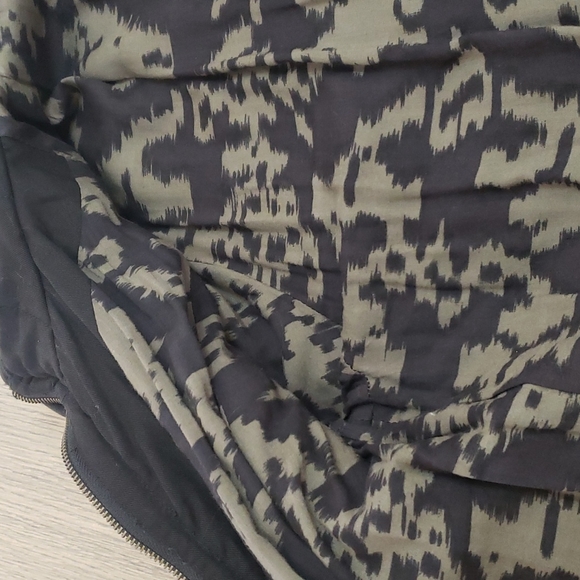 Wilfred Quilted Black Jacket - Picture 4 of 8